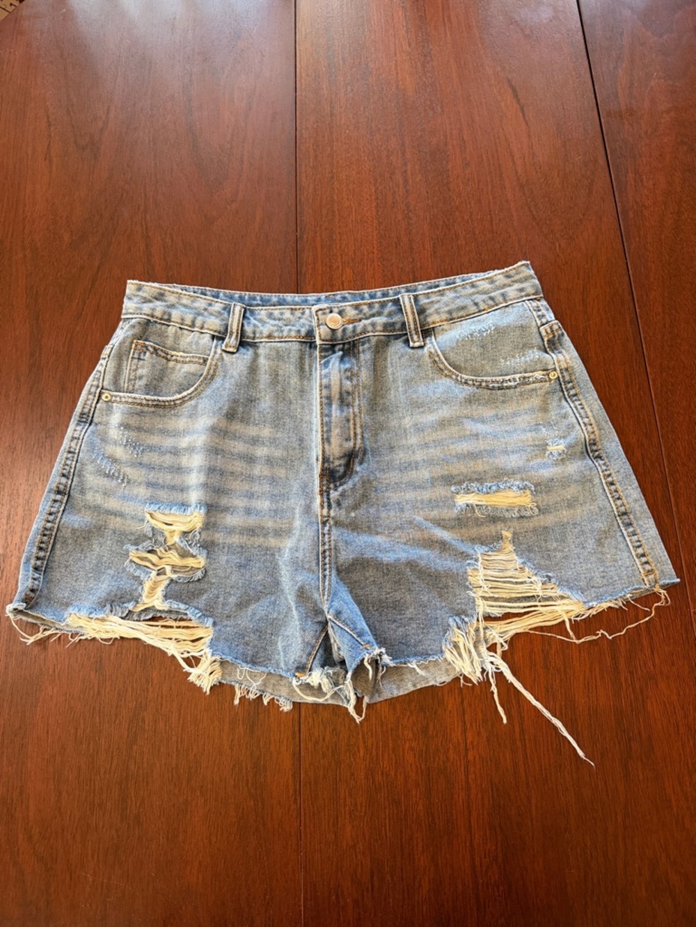 SHEIN Ripped Raw Hem Distressed Light Blue Denim Shorts - Women Large